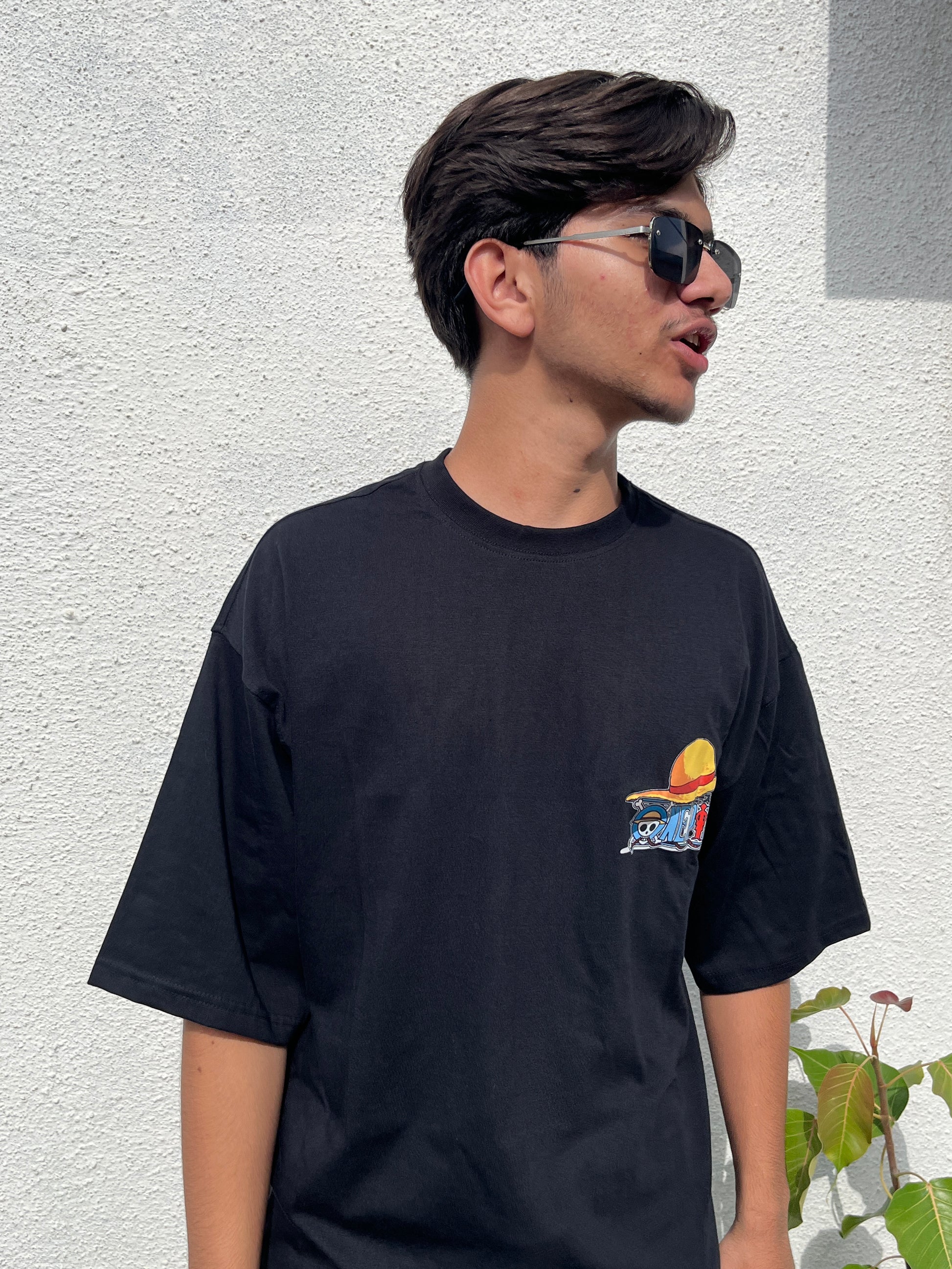 One Piece “Three Brothers” Oversized Black T-Shirt – Luffy, Ace & Sabo